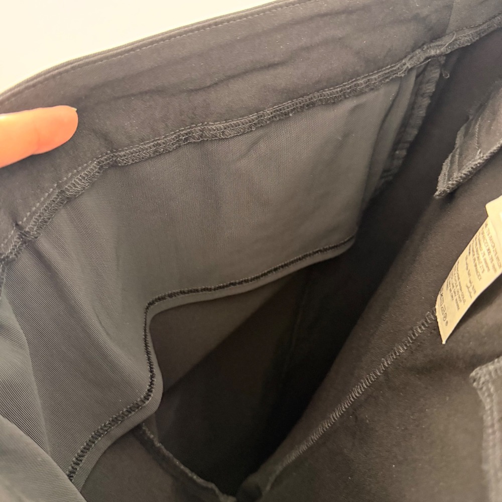 Chicos Slimming Classic Black Ankle Pant (3/XL/16) Stretch Minimal Closet Staple - Picture 9 of 12